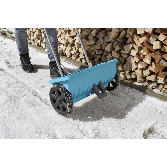 Gardena Epaller with fertilizer L on wheels-capacity 12.5 l-surface 400m² max-spreading width 0.45m (432-20)