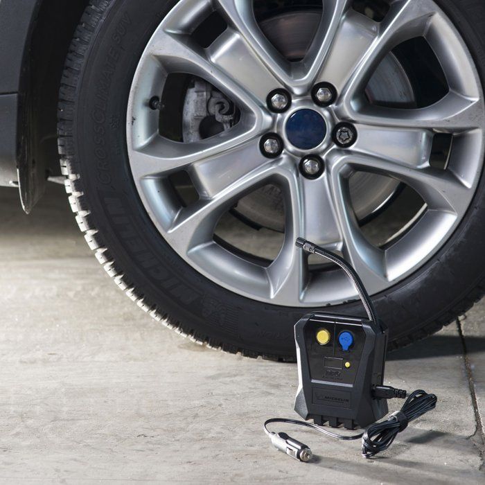 MICHELIN Mini digital compressor 12V 3.5 bars