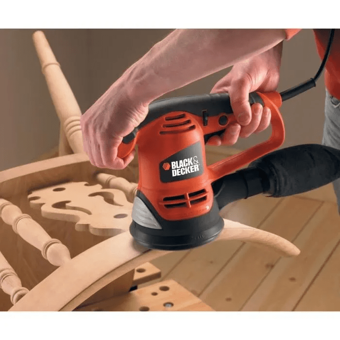 BLACK & DECKER Eccentric sander 125mm 480W