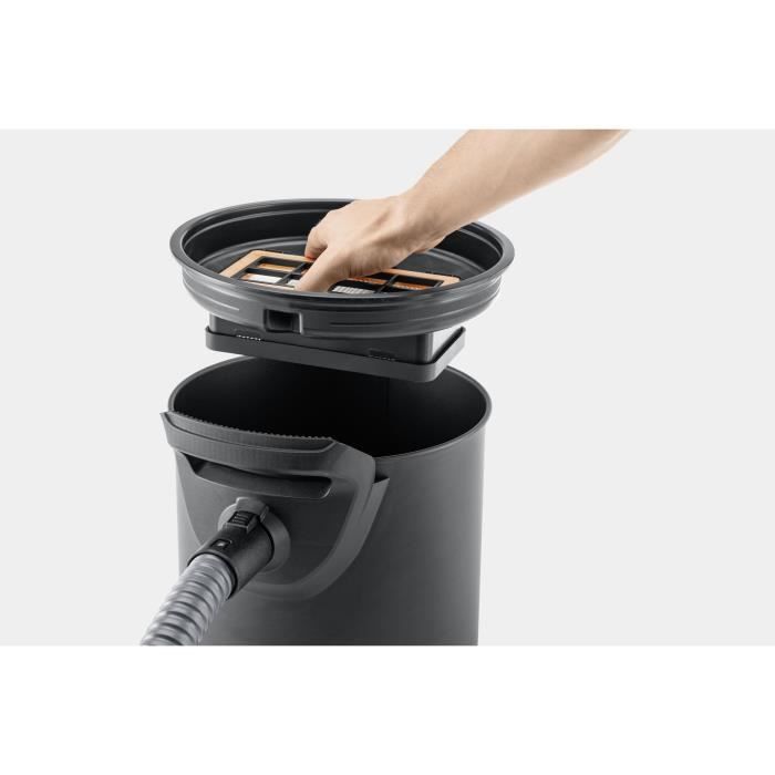 Karcher AD 4 Premium Ash and Push vacuum cleaner - Metal tank 17 L - 600W