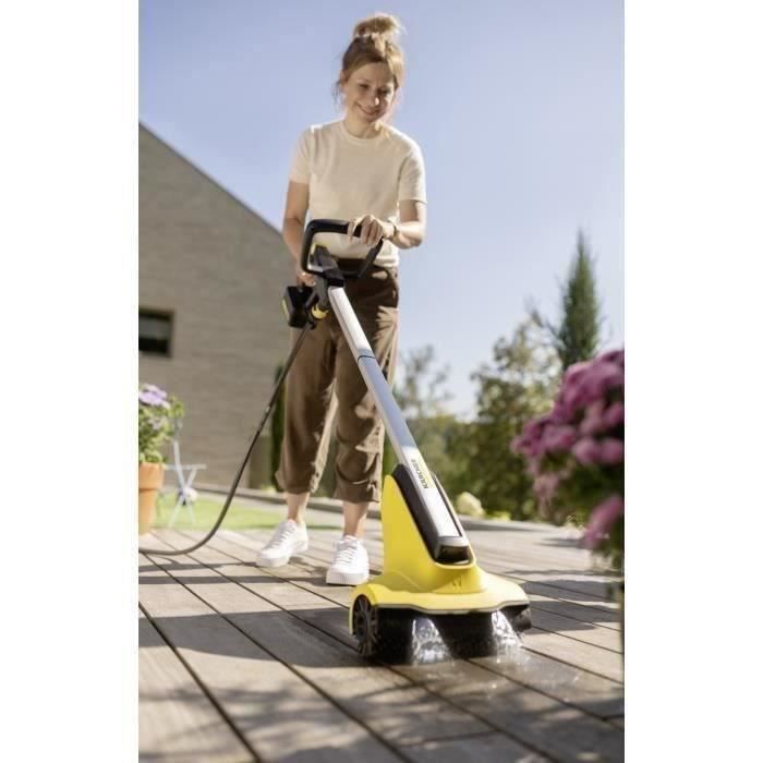 KARCHER patio cleaner PCL 3-18 (Supplied with 18V / 2.5 Ah battery + charger)