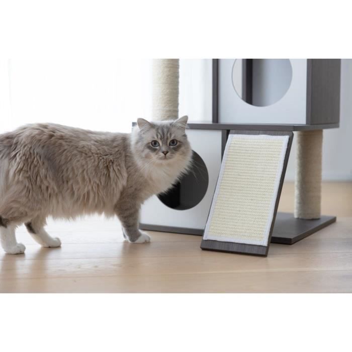KERBL - FLAIR cat tree - 48x44x86cm - White/grey - Sisal
