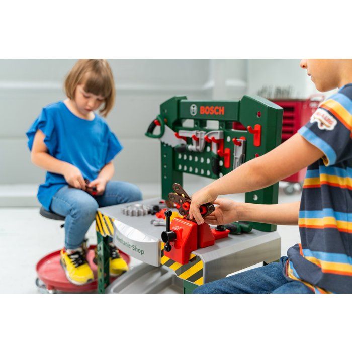 BOSCH GM Workbench with 77 accessories