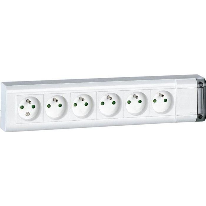 LEGRAND 6P cordless plug-in power strip