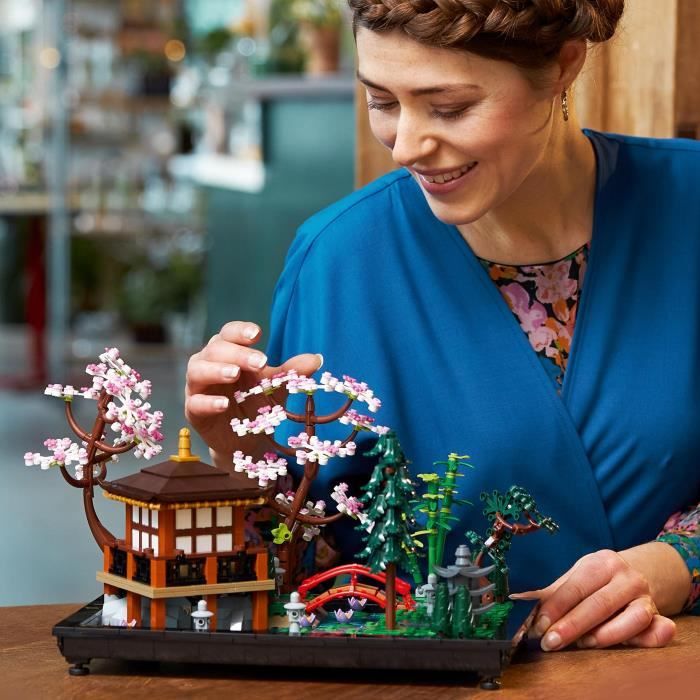 LEGO Icons 10315 The Peaceful Garden, Zen Botanical Gardening Kit for Adults, Gift for Women, Men
