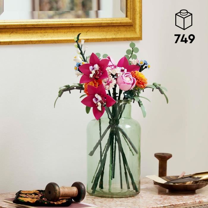 LEGO Botany 10342 Pretty Pink Flower Bouquet - Building Set for Adults