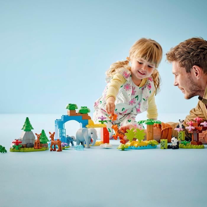 LEGO DUPLO My Town 10446 3-in-1 Wild Animal Families - Early learning games with animals