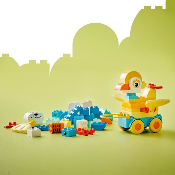 LEGO DUPLO My Town 10448 3-in-1 Animals on Wheels - Building Set for 2 Year Olds - Dog