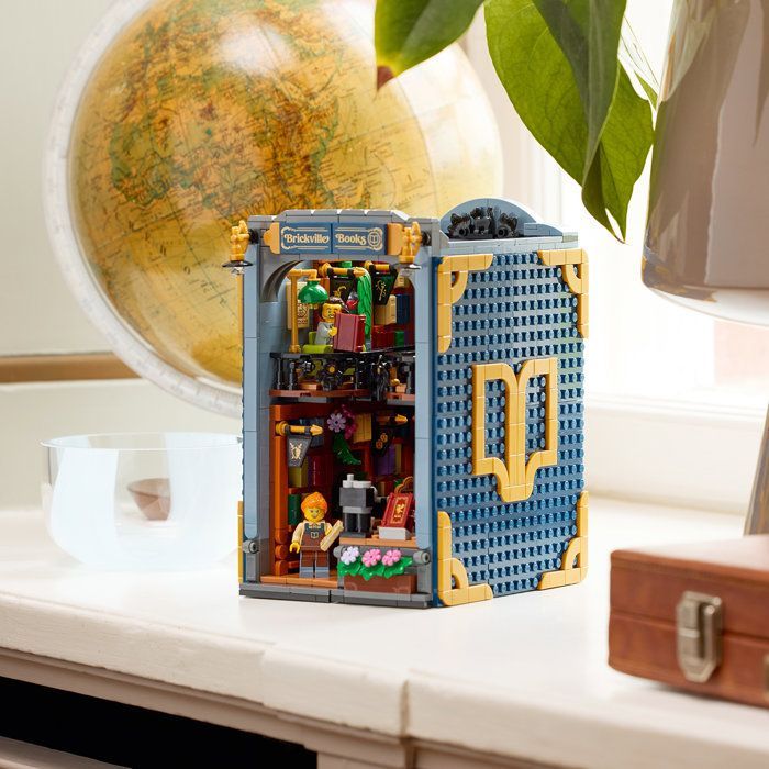 LEGO Icons 11379 - The Bookstore: Book Nook - Bookend Display, 1,690 Pieces - Adult Set - Ages 18 and up