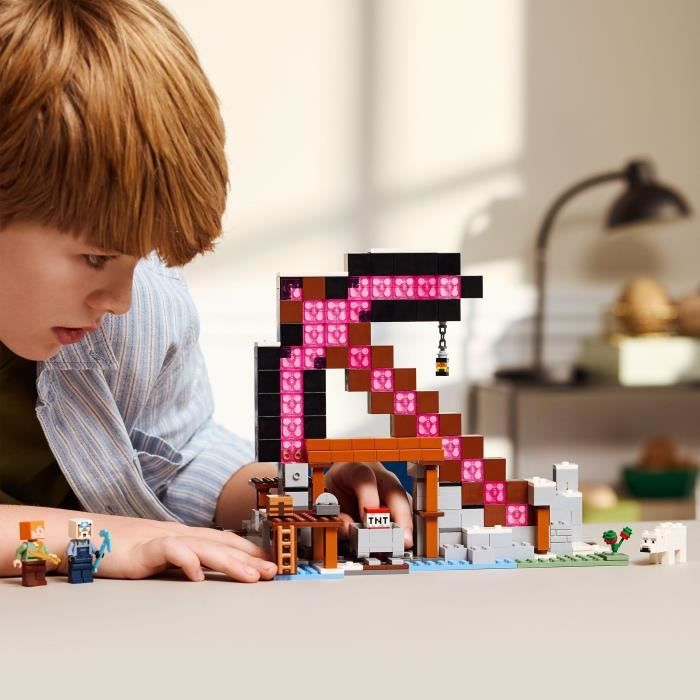 LEGO Minecraft 21277 Pickaxe Mine - Building Set for Boys Ages 8