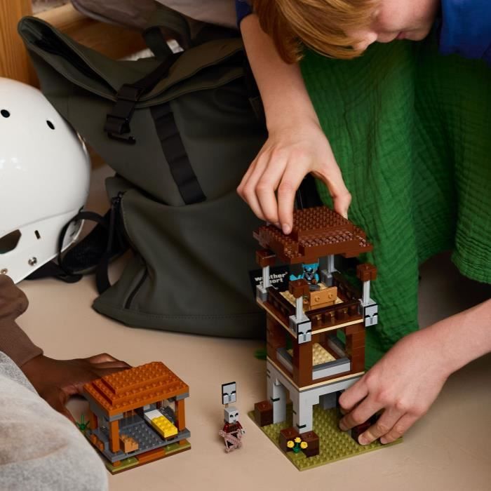 LEGO Minecraft 21278 Pillager Outpost and the Ravager - Game for Boys Ages 9 and Up