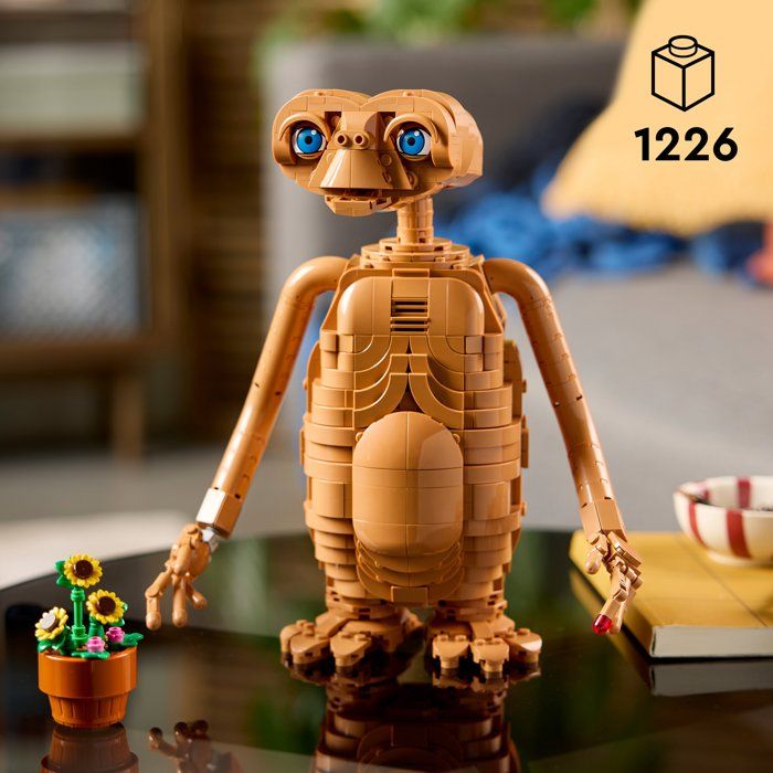 LEGO21370