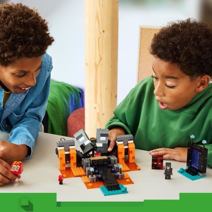 LEGO21590