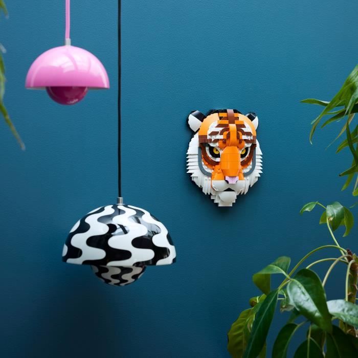LEGO Art 31217 Wildlife Collection  Tiger  Adult Set  Wall Decoration with Flowers