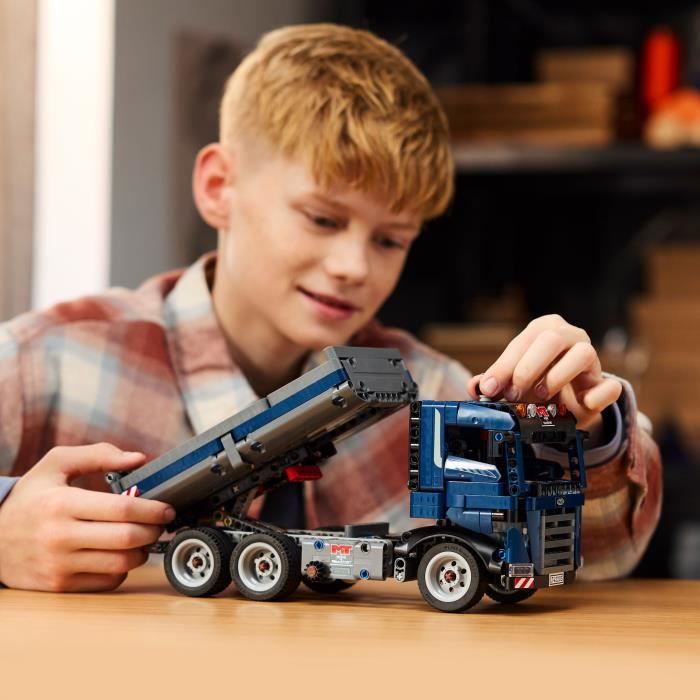 LEGO Technic 42203 Dump Truck - Building Set for Boys Ages 9 and Up - Gift Idea