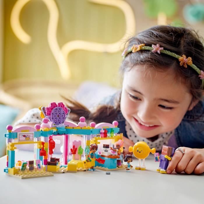 LEGO Friends 42649 Heartlake Candy Shop - Girls' Candy Shop