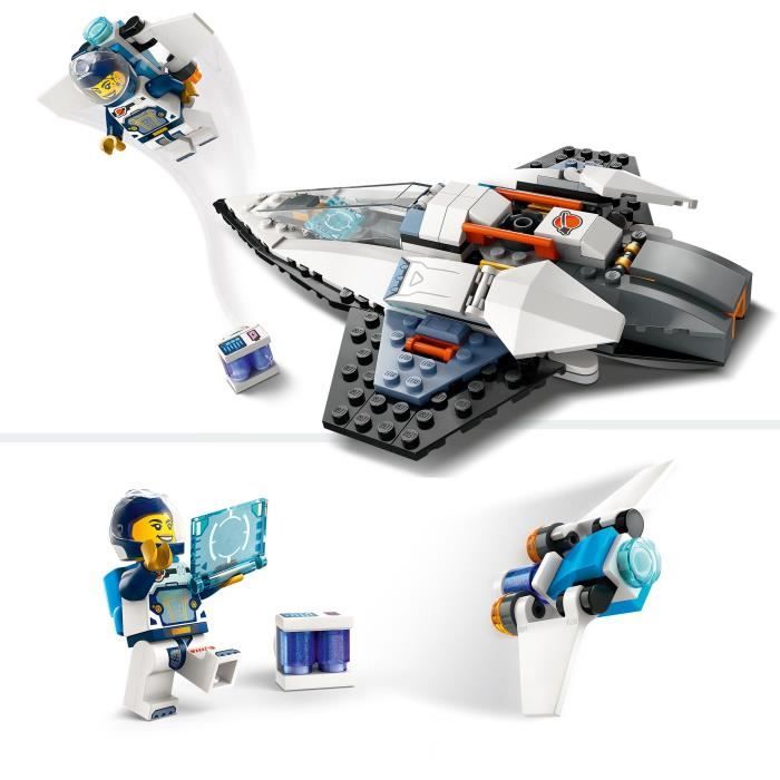 LEGO 60430 City Interstellar Spaceship, Space Toy, Gift for Children Ages 6, Creative Game with Minifigures