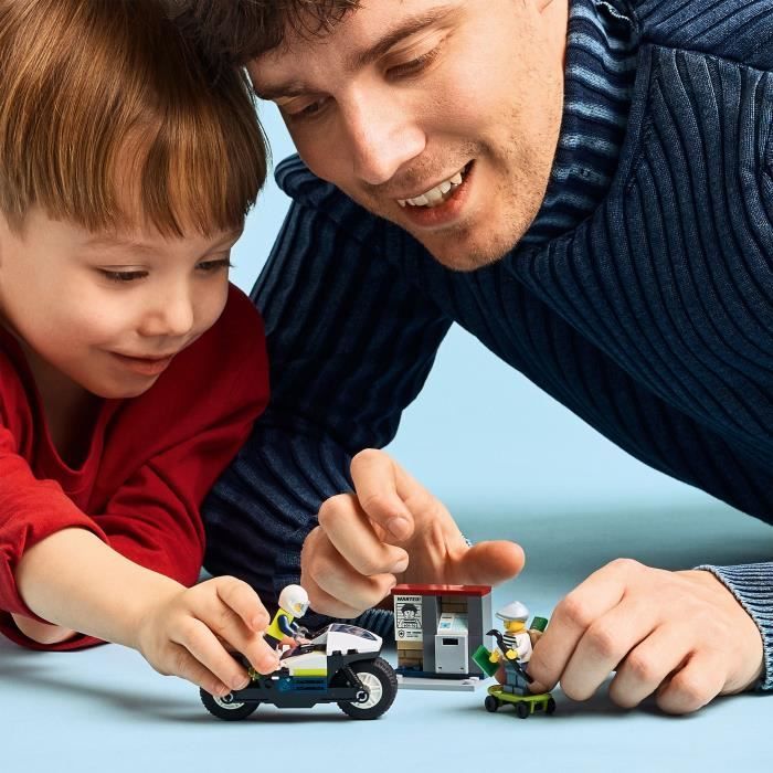 LEGO City 60455 Police Motorcycle Chase - Building Set for Ages 4 and Up