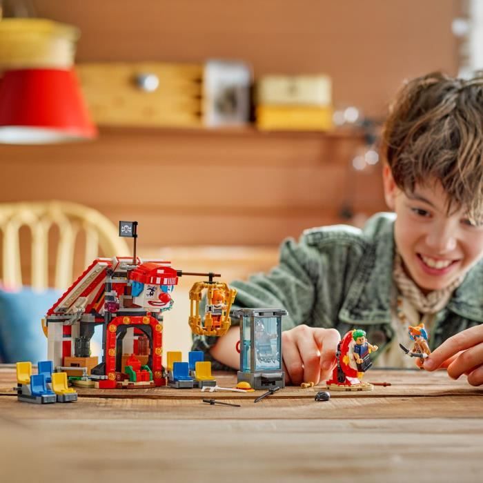 LEGO75637
