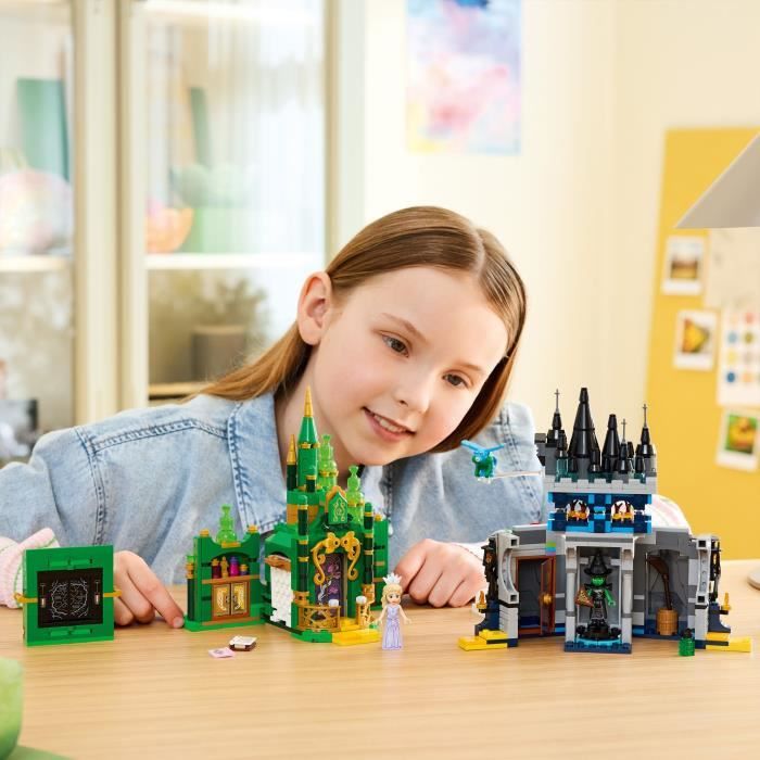 LEGO75689