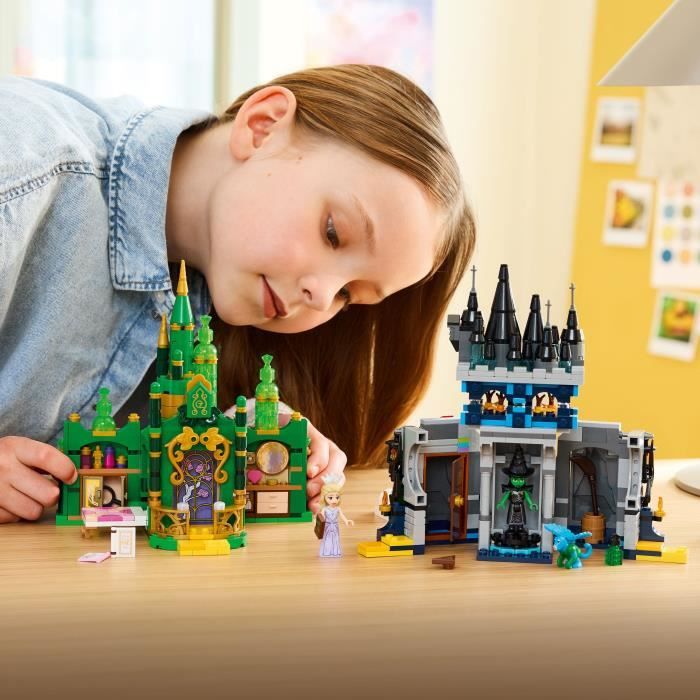 LEGO75689