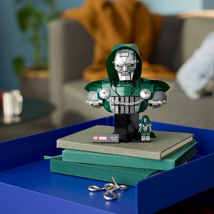 LEGO | Marvel 76345 Buste du Docteur Doom - Set de Construction Adulte - Cadeau Collector