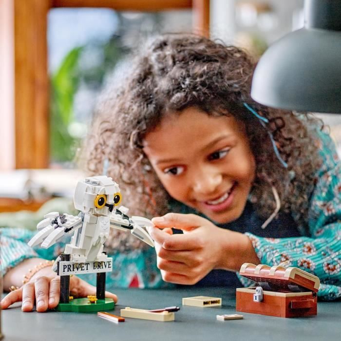 LEGO Harry Potter 76425 Hedwig at 4 Privet Drive, Building Toy for Children