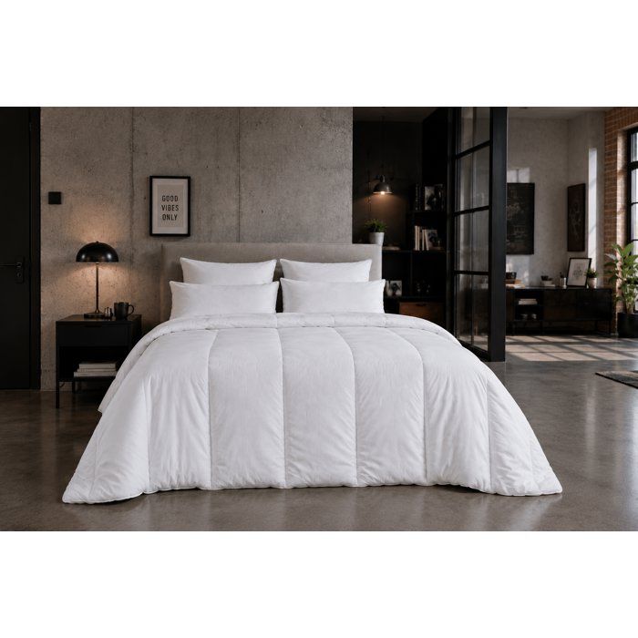 Duvet - 220 x 240 cm - temperate - 100% polyester - 2 people - white