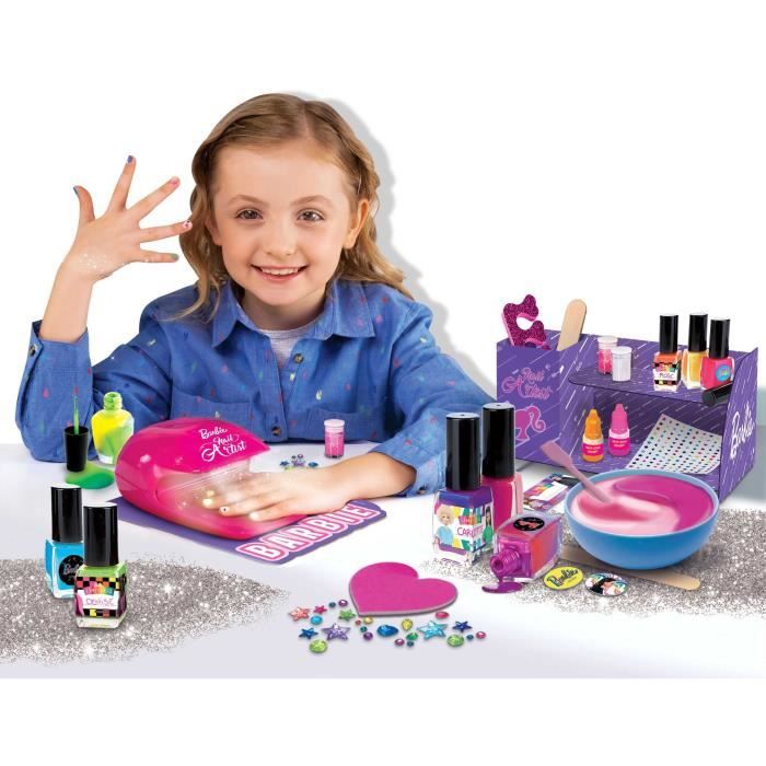 Barbie Nail Polish Kit - LISCIANI - Changes color and glows in the dark