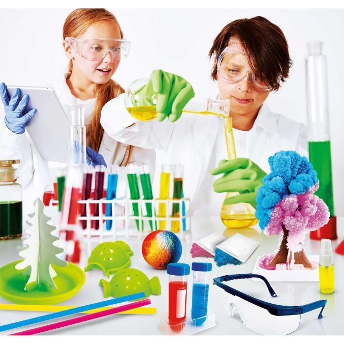 Super Reactions Lab - Science Kit - I'M A GENIUS - 30 Experiments, Surprising Effects