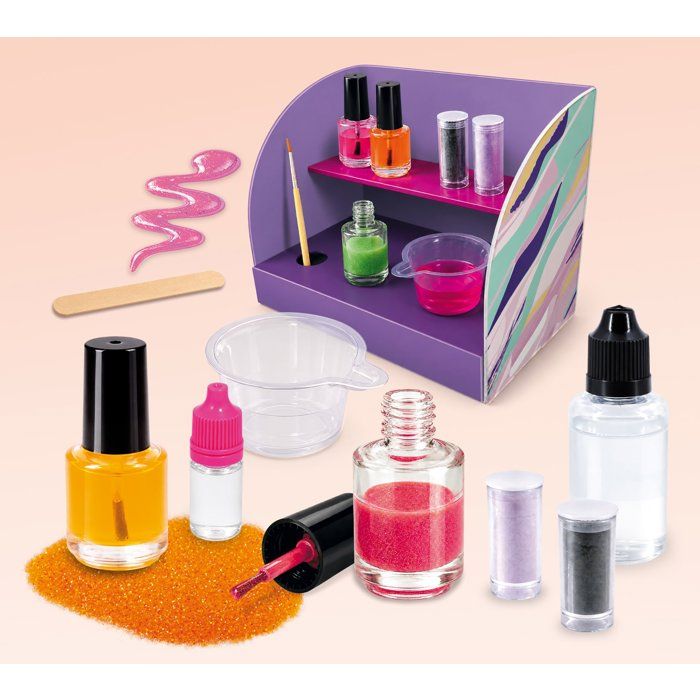 I'm A Genius: The Science of Nail Polish - Science Kit - LISCIANI - Creating Colored Nail Polish