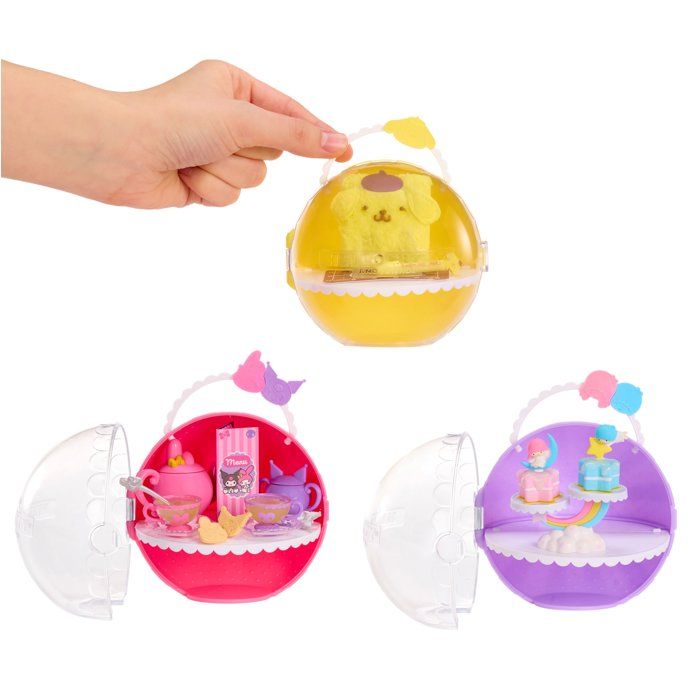 MINIVERSE-247746-EUC-MGA's Miniverse - Make It Mini SANRIO Hello Kitty Series 4 in PDQ