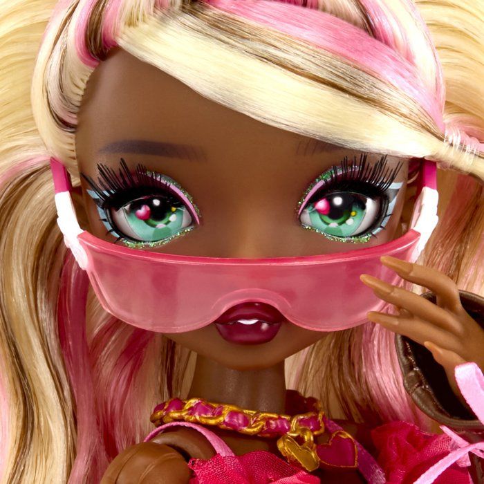 MirrorMi - Fashion Doll - Amora Valentina - 27 cm Doll - Accessories Included