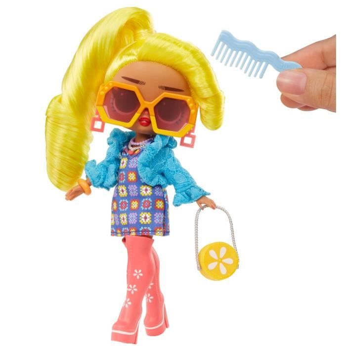 LOL Surprise Tweens - 24 cm articulated fashion doll - Hana Groove - 2 outfits and several accessories - Ages 4 and up
