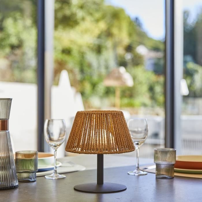 Cordless table lamp - LUMISKY - STANDY MINI RAFFY - H22 cm - Natural raffia - Warm white and white LED