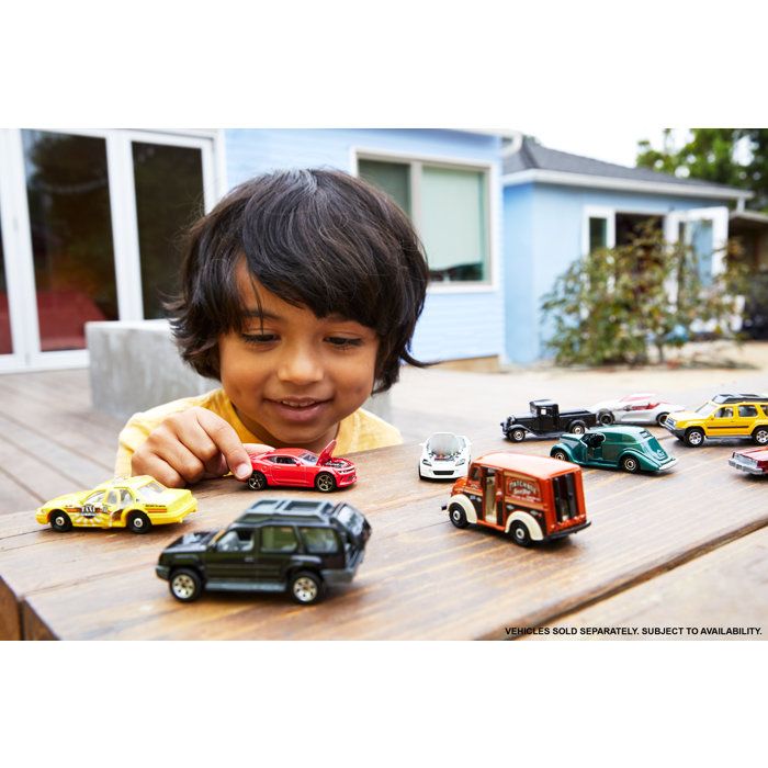 MATCHBOX Vehicles with Movable Parts (random model) - 3 years and +
