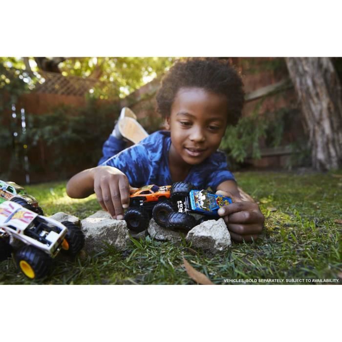 Hot Wheels - Set of 2 Monster Truck Double Demolition vehicles - Small Cars - 3 years and +