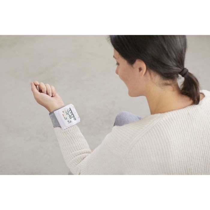 MEDISANA wrist blood pressure monitor - BW 320 - arrhythmia measurement - XL digits