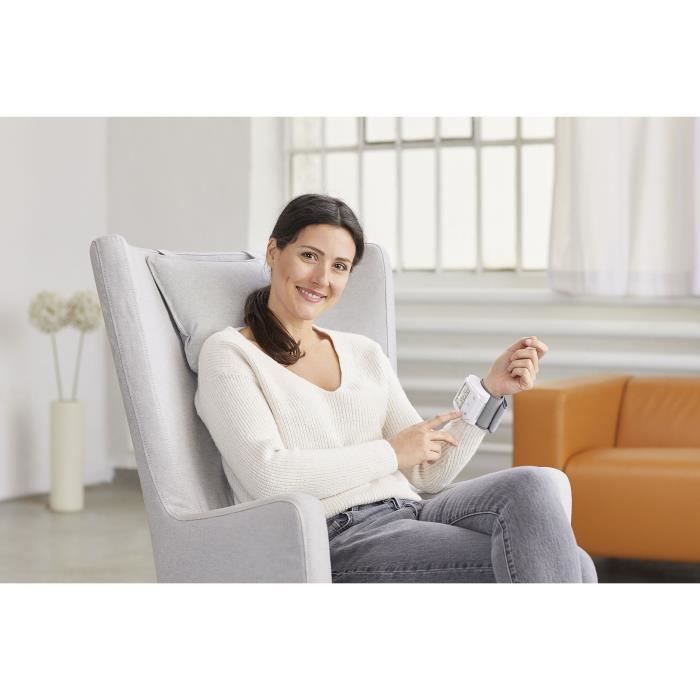 MEDISANA wrist blood pressure monitor - BW 320 - arrhythmia measurement - XL digits