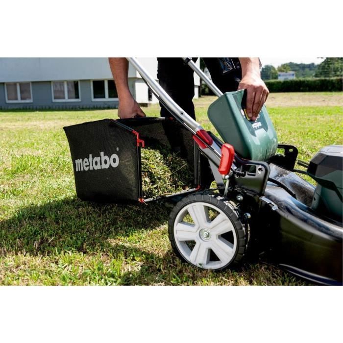 Cordless lawn mower RM 36-18 LTX BL 46