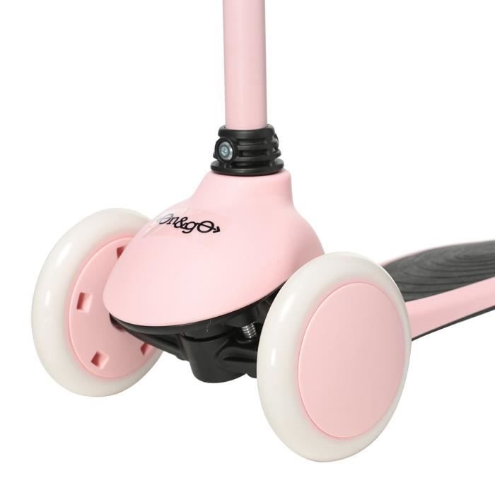 MONDO On and Go Tripper Scooter - Pink