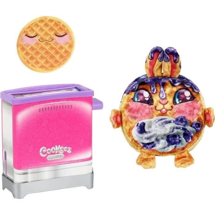 Toasty Treatz - MOOSE TOYS - COOKEEZ MAKERY - Scented plush toy in the shape of a toast, interactive toaster, Random plush model