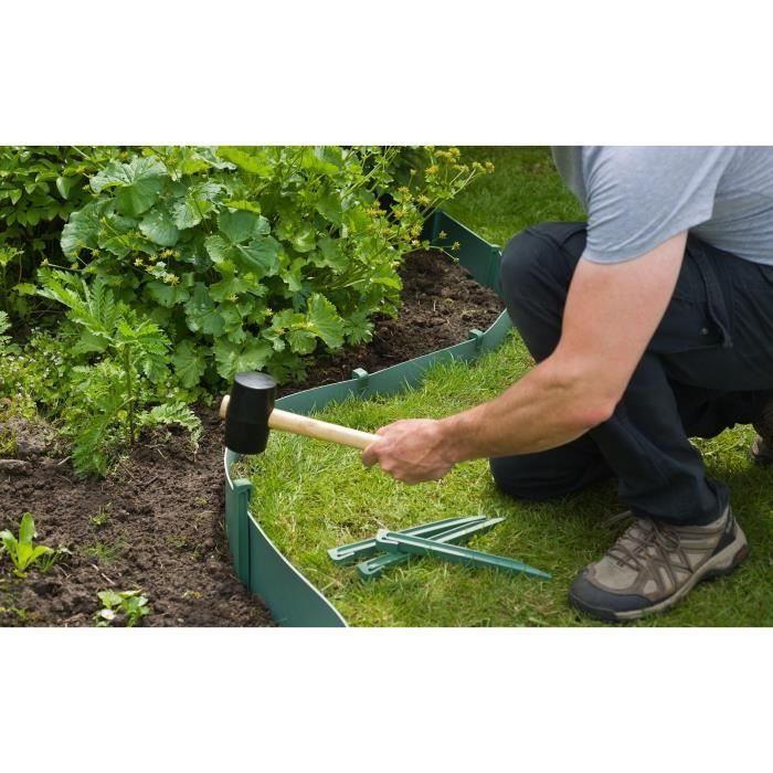 Nature sachet of 10 anchors for polypropylene garden border - H 26.7 x 1.9 x 1.8 cm - green
