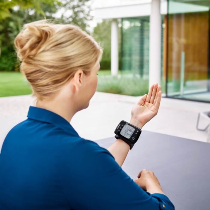 OMRON RS7 Intelli IT Wrist Blood Pressure Monitor