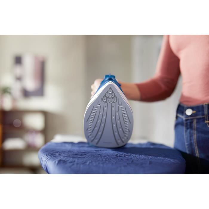 PHILIPS Iron 3000 Series DST3040/70, 2400W, Pressing 200 g/min, Steam output 40 g/min