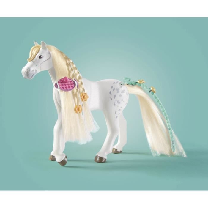 PLAYMOBIL 71354 Isabella & Lioness washing area - Horses of Waterfall - Ages 5 and up