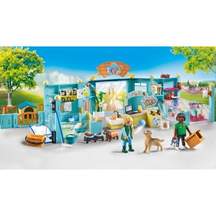 PLAYMOBIL 71742 Animal Hotel Caretakers Accessories
