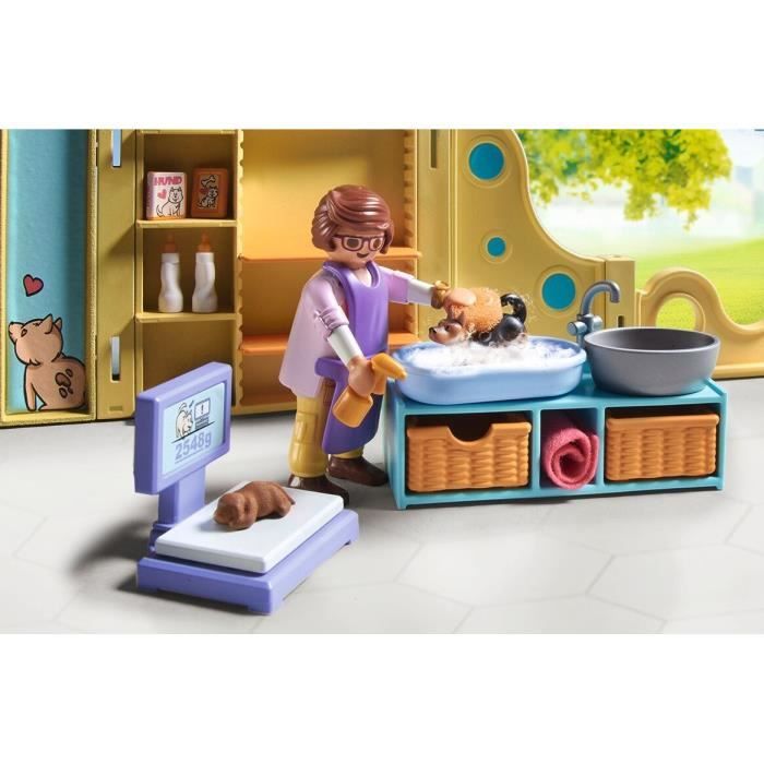 PLAYMOBIL 71743 Care center: 8 dogs and caregiver