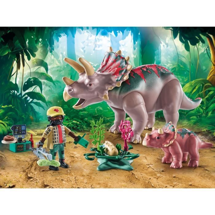 PLAYMOBIL 71821 Triceratops with Baby and Explorer, Dinos, 29 pieces, Ages 4+
