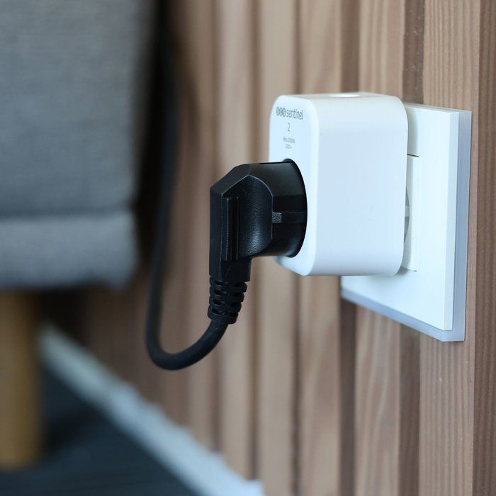 Remote-Controlled Outlets - SCS SENTINEL - ControlPower x5 - 5 Outlets - 1 Remote Control